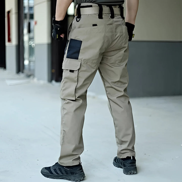 Men's Cargo Trousers with Camo Pattern and Multiple Pockets 