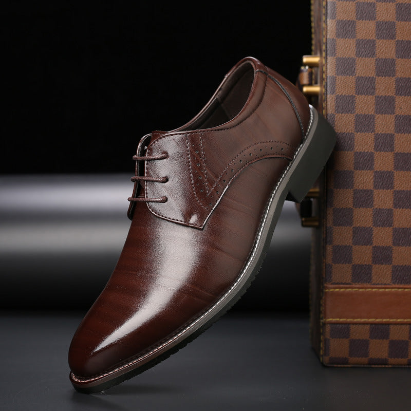 Men's lace-up shoes made of genuine leather with a modern design 