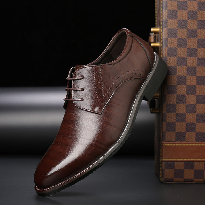 Men's lace-up shoes made of genuine leather with a modern design 