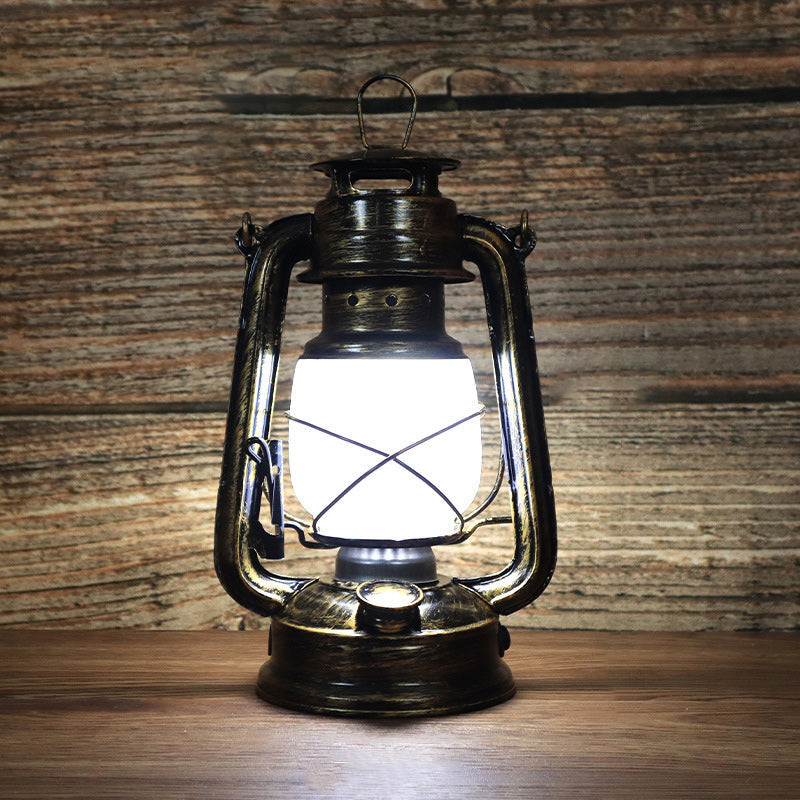 Retro Campinglampe – LED-Licht mit Akku & nostalgischem Design
