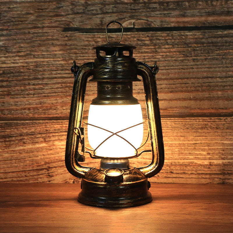 Retro Campinglampe – LED-Licht mit Akku & nostalgischem Design