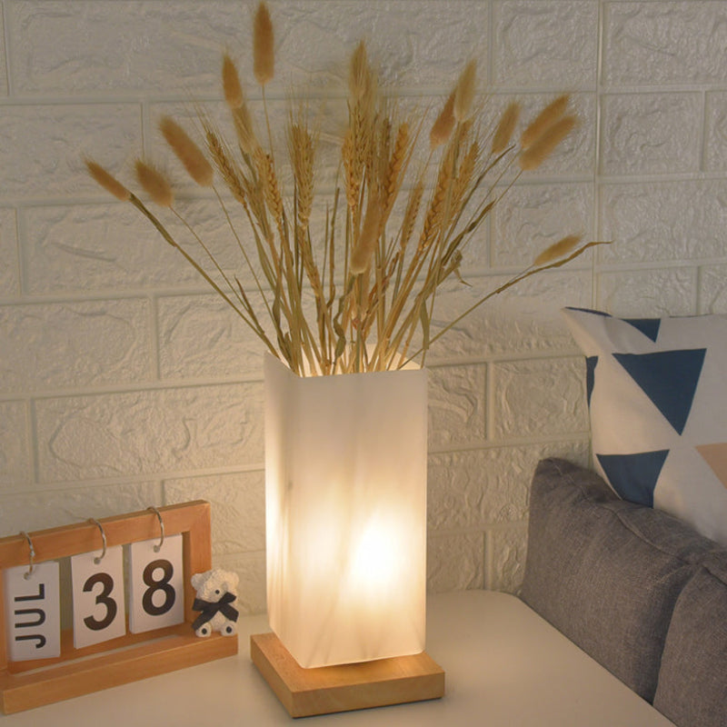 Glass table lamp – Nordic design in vase shape with dimmable LED &amp; color change