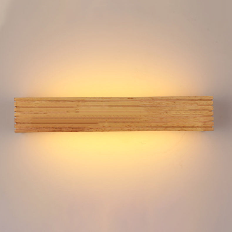 Rechteckige LED Wandleuchte aus Holz und Acryl im minimalistischen Design