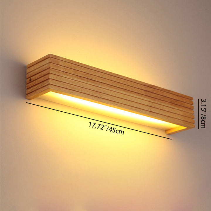 Rechteckige LED Wandleuchte aus Holz und Acryl im minimalistischen Design