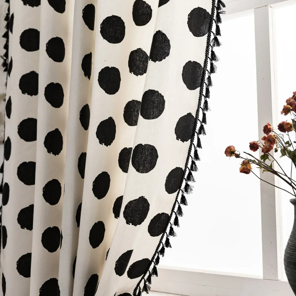 Polka dot curtain – window decoration with tassel trim 