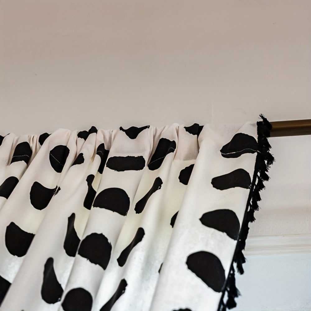 Polka dot curtain – window decoration with tassel trim 