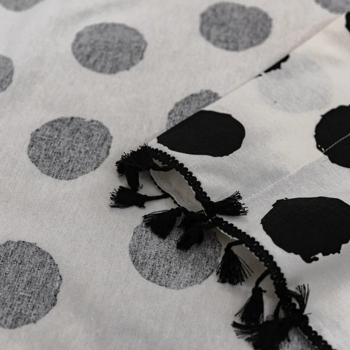 Polka dot curtain – window decoration with tassel trim 