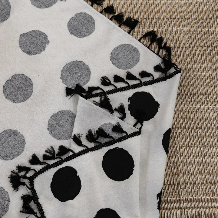 Polka dot curtain – window decoration with tassel trim 