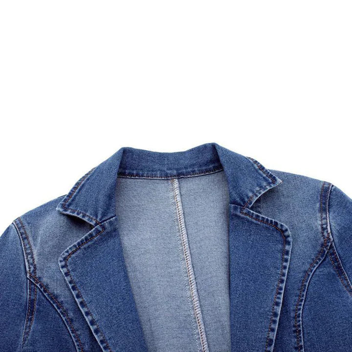 Women's denim blazer with a figure-hugging cut 