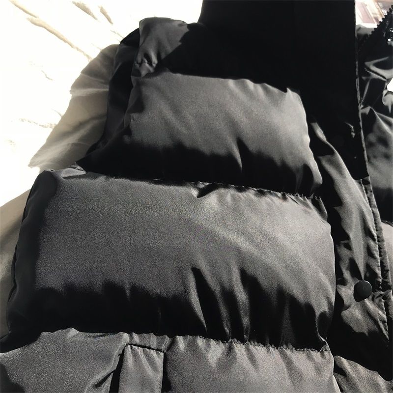 Women's Bodywarmer with High Collar and Pockets 