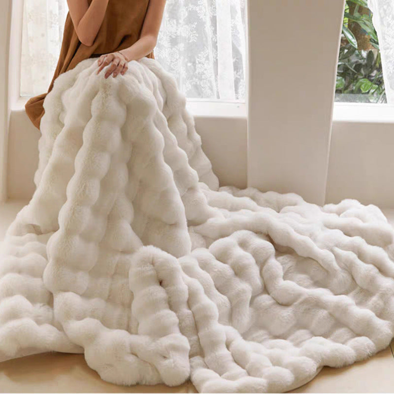 Ultra-fluffy rabbit fur blanket – luxuriously soft &amp; warm