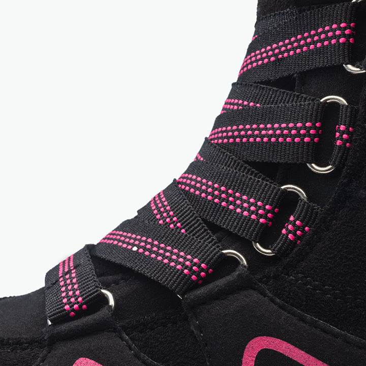 Women's winter boots with thermal lining and weatherproof design 