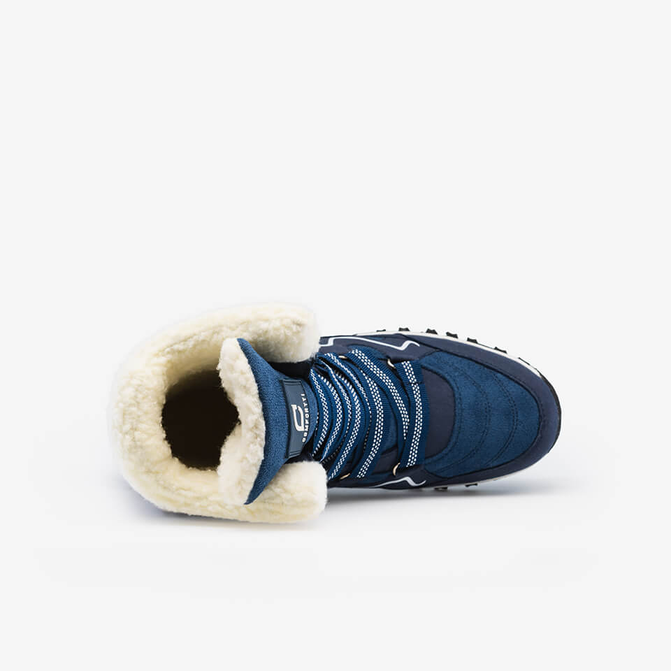 Women's winter boots with thermal lining and weatherproof design 