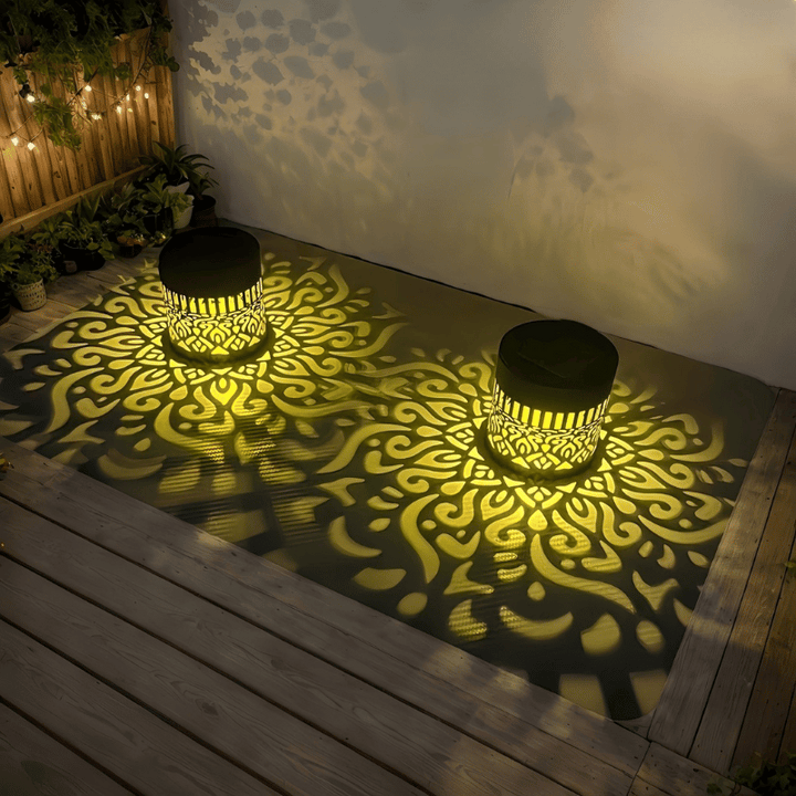 Solar outdoor wall lights with decorative pattern and warm light