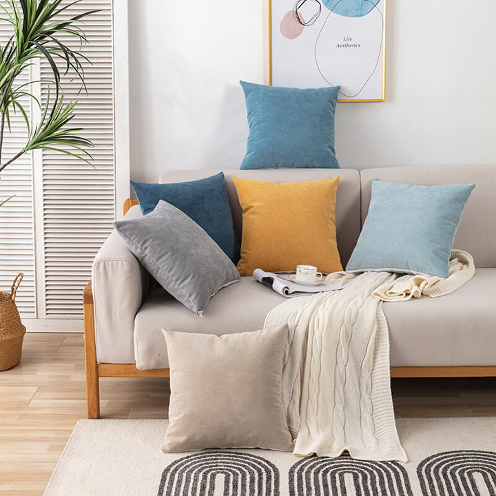 Water-repellent sofa cover in corduroy design