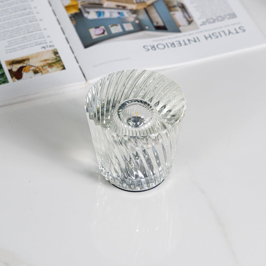Crystal diamond table lamp with integrated battery