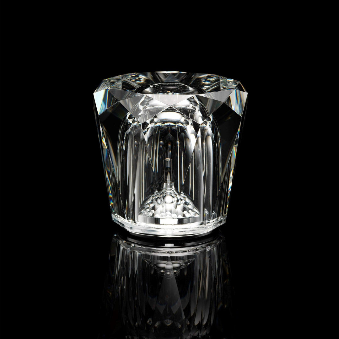 Crystal diamond table lamp with integrated battery