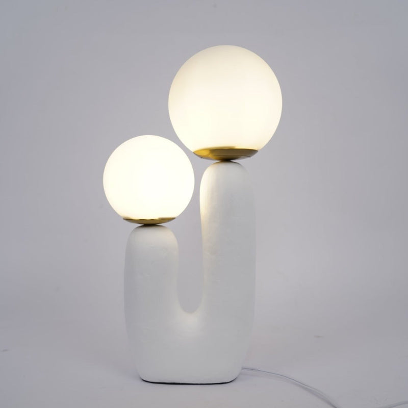 Scandinavian resin table lamp for children's and bedrooms