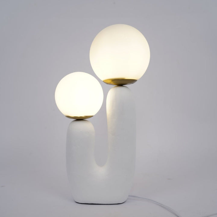 Scandinavian resin table lamp for children's and bedrooms