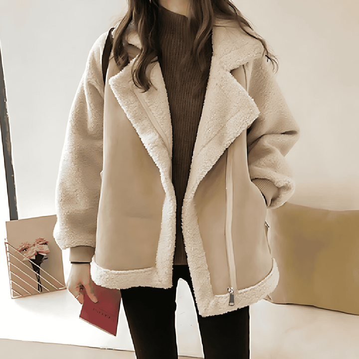 Women's Jacket with Zipper in Teddy Look