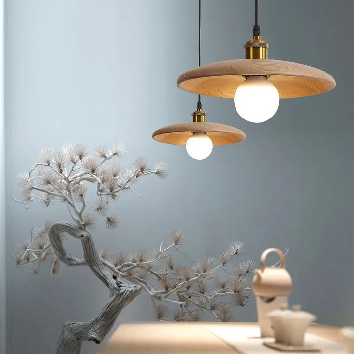 Artistic wooden pendant light with warm LED light – oak look &amp; modern design