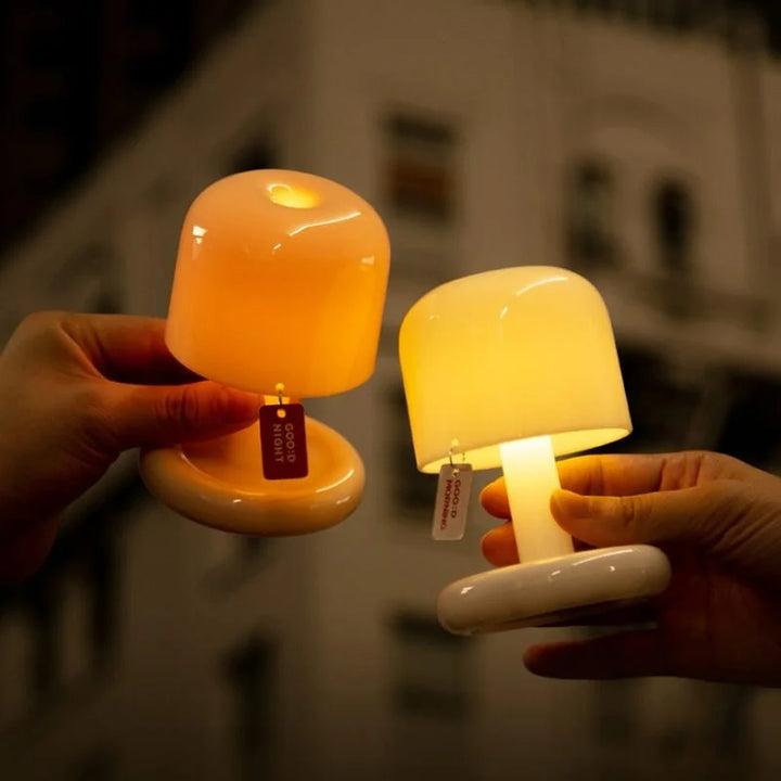 Portable LED lamp with sunset effect 