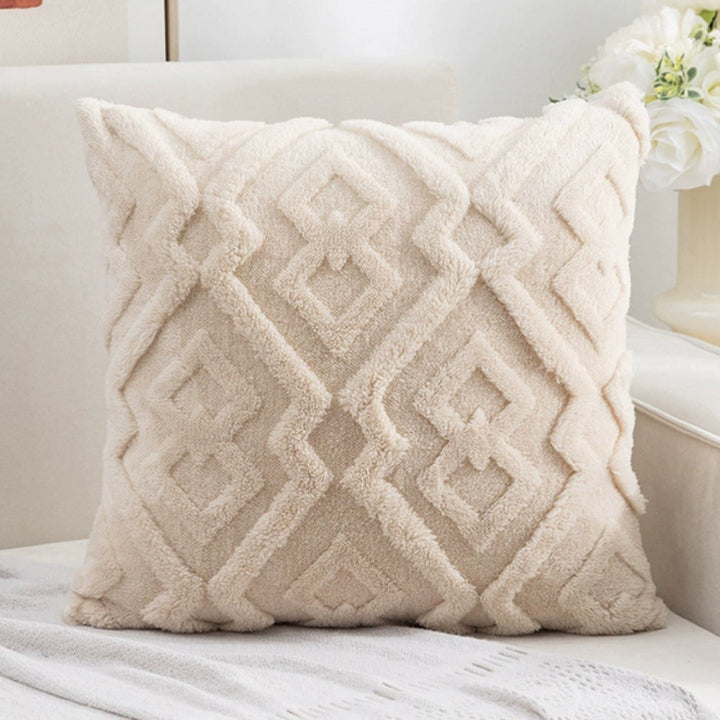 Pillow cover with diamond pattern – Decorative cover with plush look