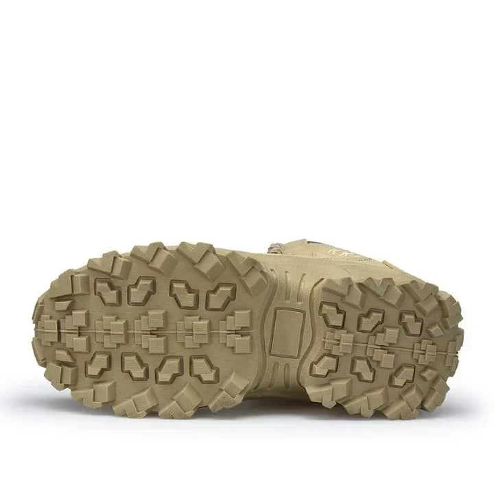 Men's hiking boots with robust construction