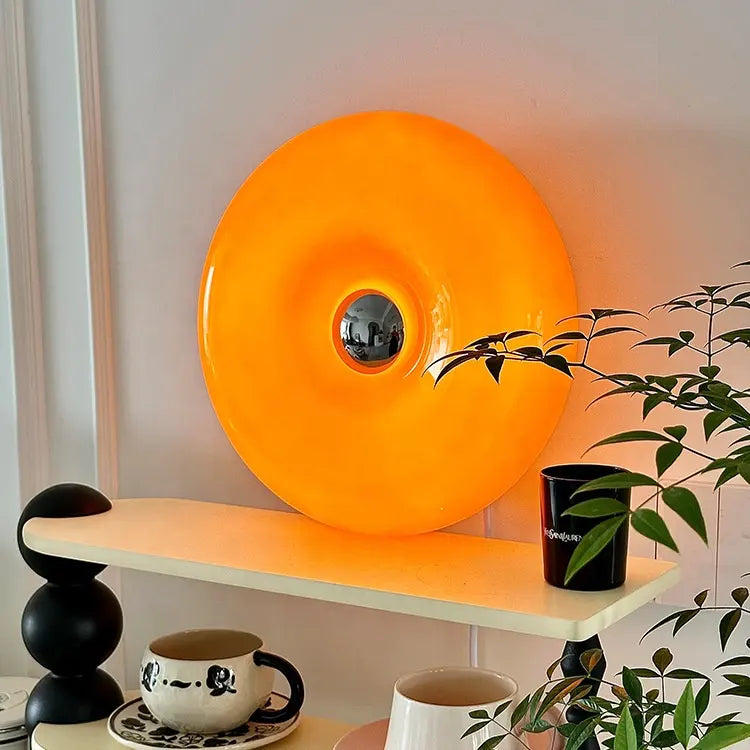 Nara LED Lampe im Bauhaus-Stil mit Donut-Design
