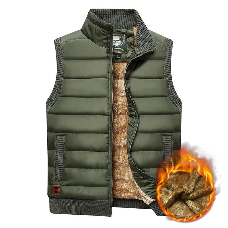 Men's vest with fur lining and insulated design