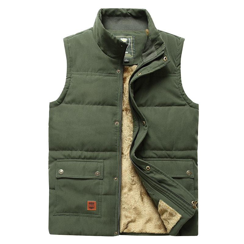 Men's vest with fur lining and insulated design