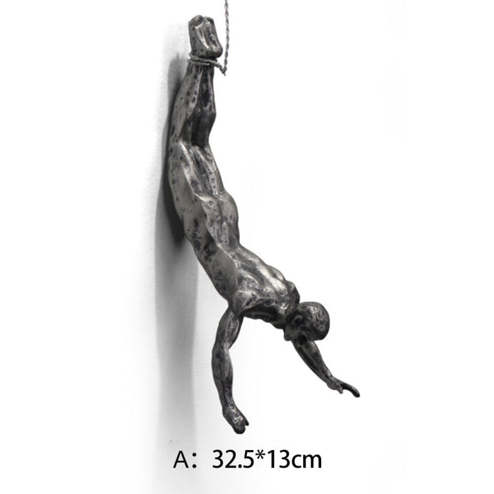 Wall Sculpture Climber – Inspiring 3D Decoration made of Resin &amp; Iron for Modern Home Design