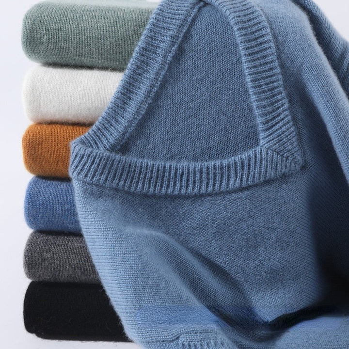 Men's Cashmere Sweater with Classic Cut