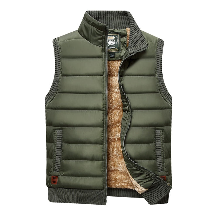 Men's vest with fur lining and insulated design
