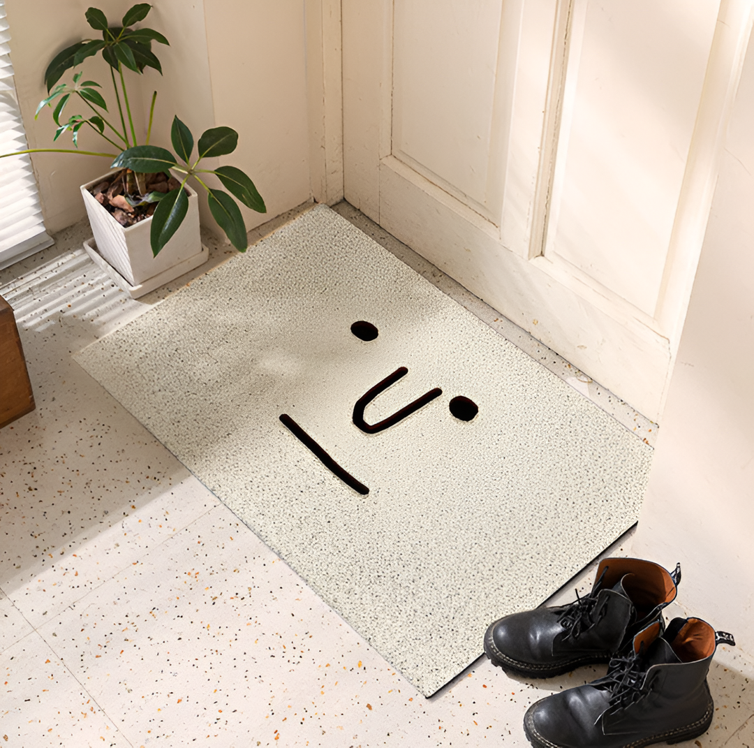 Cute smiley face doormat – non-slip &amp; water-absorbing for the entrance area