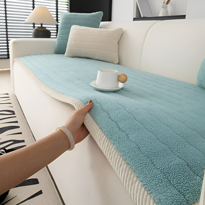 Sofa cover with non-slip seat