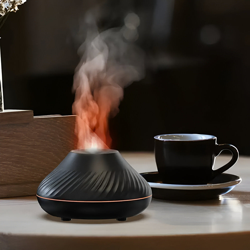 Ultraschall Aroma Diffuser mit sanftem Nebel in einem stilvollen Wohnraum
