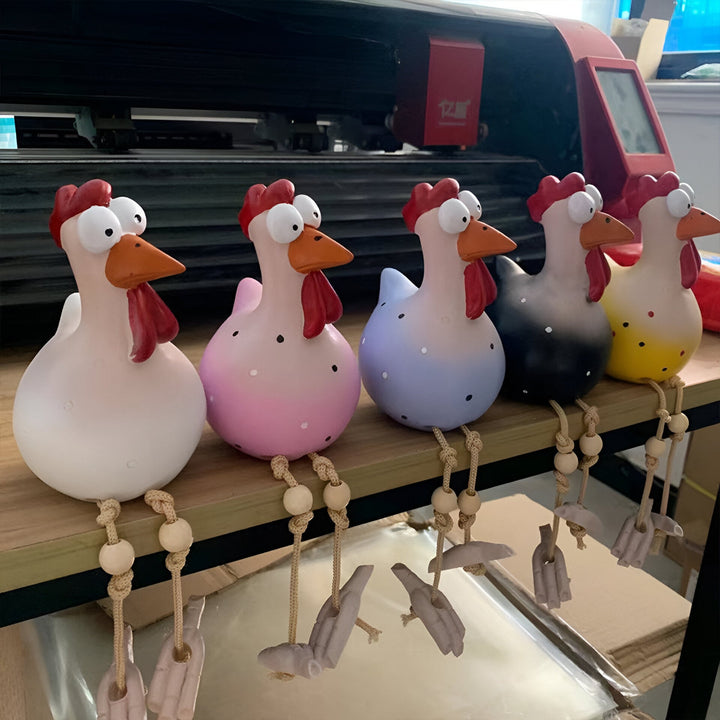 Large-eyed chicken statue made of weatherproof resin for garden and terrace