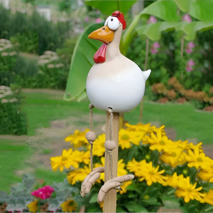 Large-eyed chicken statue made of weatherproof resin for garden and terrace