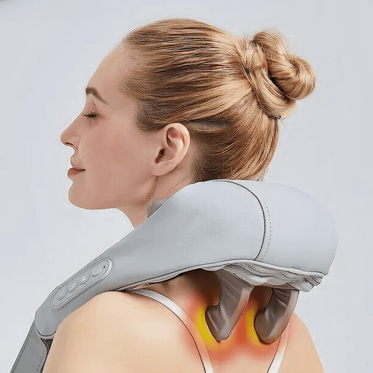Automatic massage device for neck and shoulders