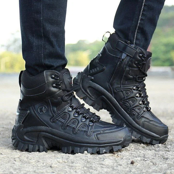 Men's hiking boots with robust construction