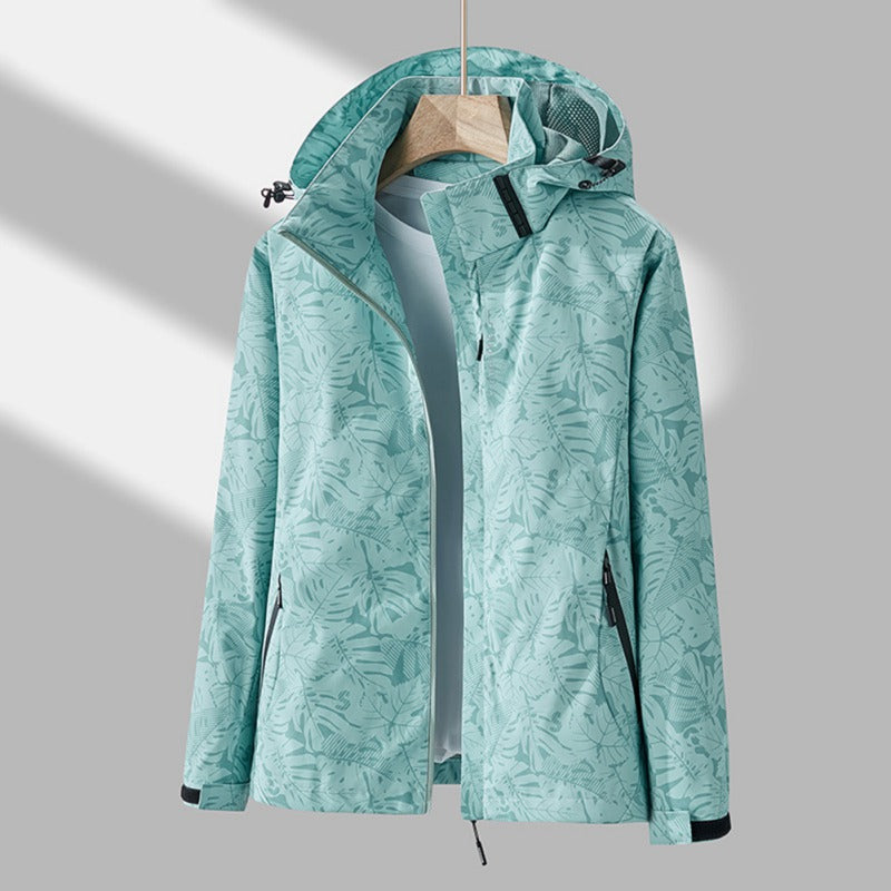 Women's hooded jacket, water and wind resistant