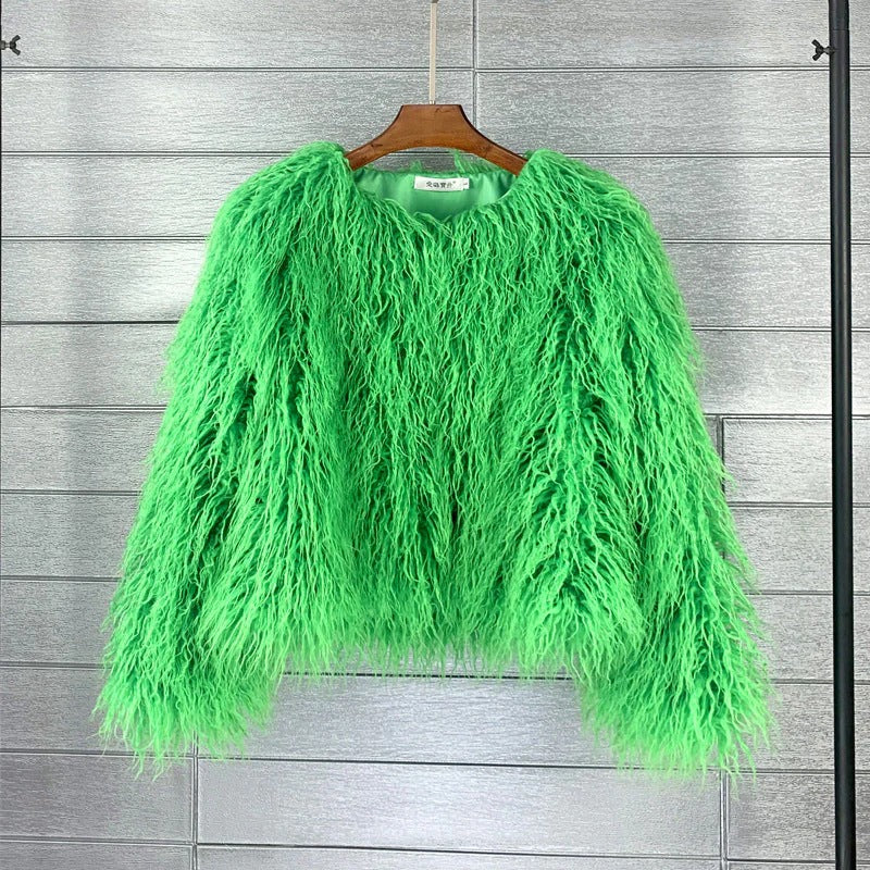 Women's Oversized Faux Fur Short Jacket with Shaggy Design