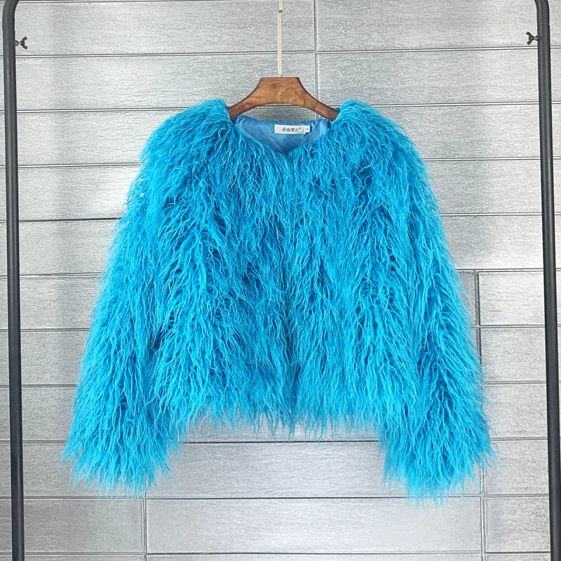 Women's Oversized Faux Fur Short Jacket with Shaggy Design