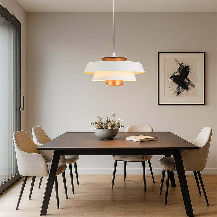 Retro Pendelleuchte aus Metall im industriellen Stil