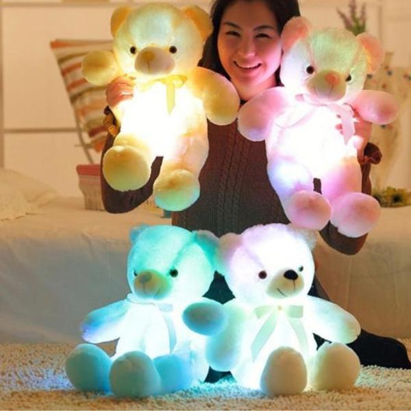 Light-up LED teddy bear with color-changing light 