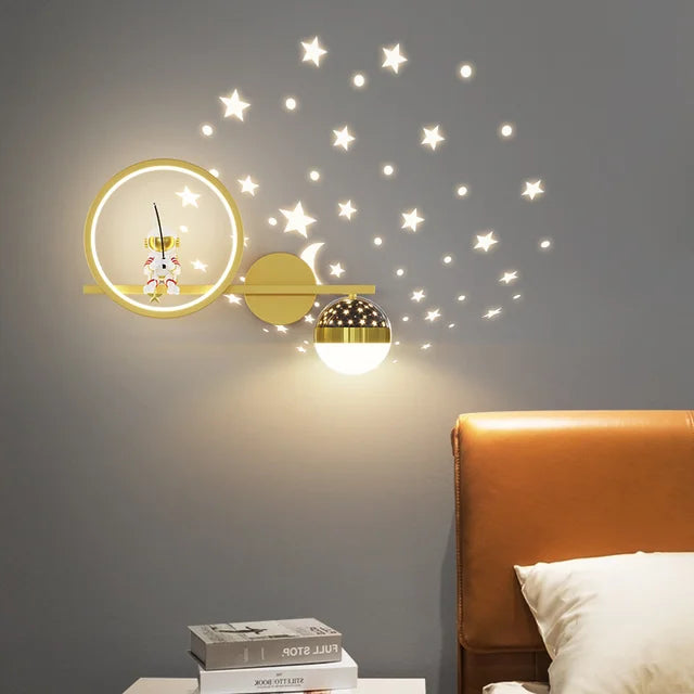 Playful, child-friendly LED wall light for children's rooms
