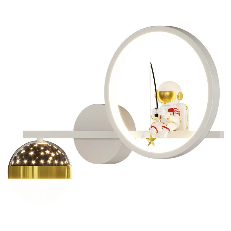 Playful, child-friendly LED wall light for children's rooms
