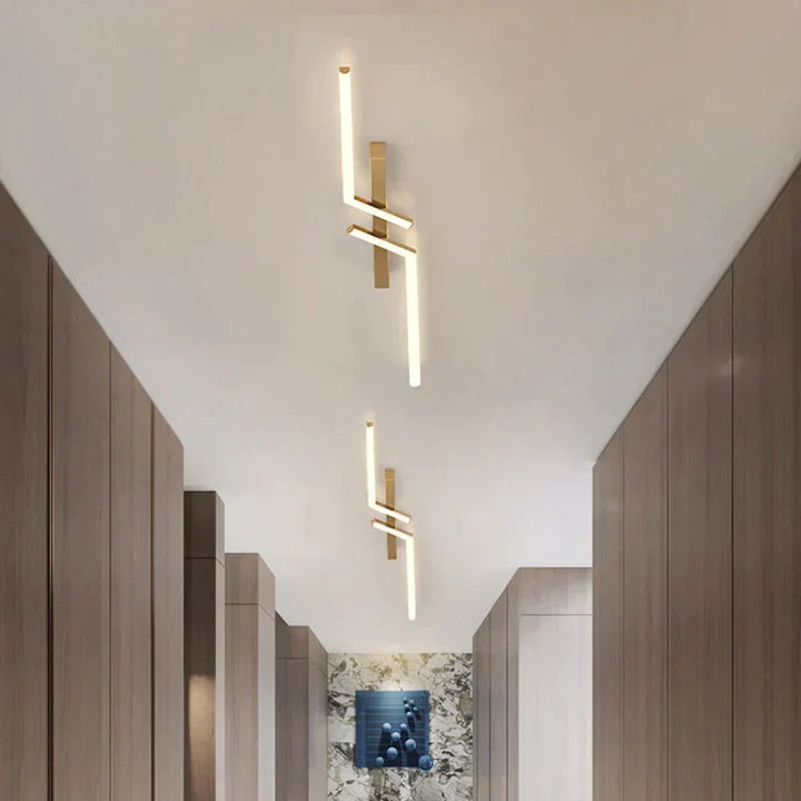 Modern LED ceiling light – slim, bright &amp; with remote control