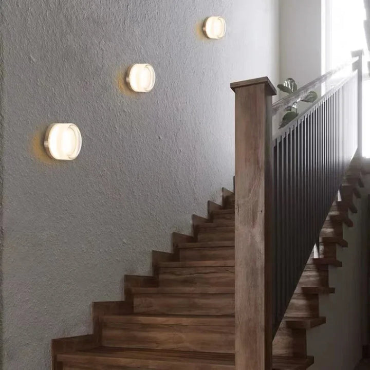 Modern round LED wall light for living room and bedroom